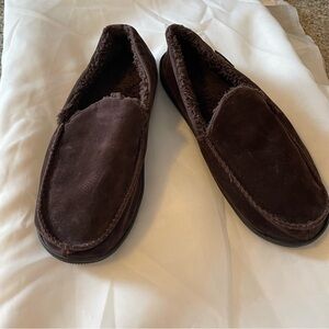 Men's MUK LUKS Brown Eric Memory Foam Moccasin Slippers Brown-Medium(10/11)